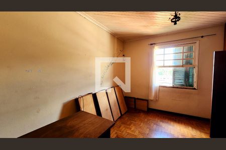 Casa à venda com 350m², 4 quartos e 1 vaga Casa à venda com 350m², 4 quartos e 1 vagaQuarto 3