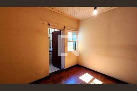 Casa à venda com 350m², 4 quartos e 1 vaga Casa à venda com 350m², 4 quartos e 1 vagaQuarto Suíte