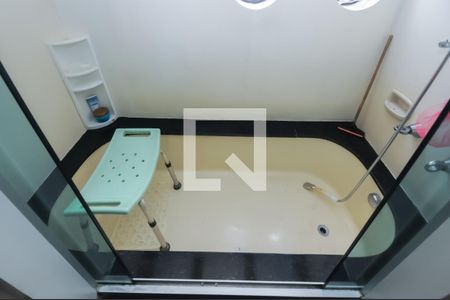 Apartamento à venda com 278m², 3 quartos e 3 vagas Apartamento à venda com 278m², 3 quartos e 3 vagasBanheiro da Suíte 2