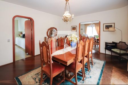 Apartamento à venda com 278m², 3 quartos e 3 vagas Apartamento à venda com 278m², 3 quartos e 3 vagasSala de Jantar