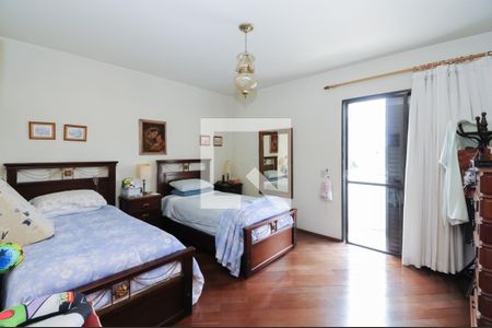 Apartamento à venda com 278m², 3 quartos e 3 vagas Apartamento à venda com 278m², 3 quartos e 3 vagasSuíte 2