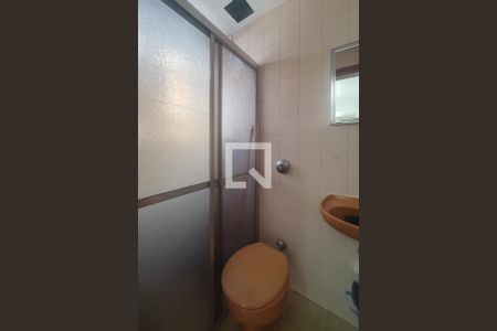 Apartamento à venda com 278m², 3 quartos e 3 vagas Apartamento à venda com 278m², 3 quartos e 3 vagasÁrea de Serviço - banheiro de serviço