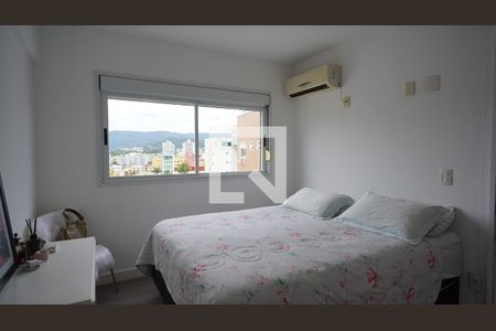 Suíte de apartamento para alugar com 2 quartos, 73m² em Trindade, Florianópolis