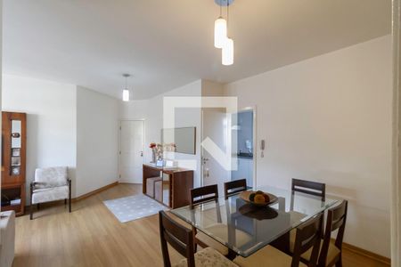 Sala de apartamento à venda com 3 quartos, 84m² em Santa Efigênia, Belo Horizonte