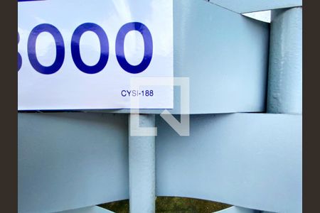 Casa para alugar com 300m², 6 quartos e 2 vagas Casa para alugar com 300m², 6 quartos e 2 vagasPlaca