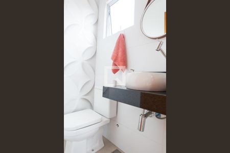 Lavabo de apartamento à venda com 3 quartos, 110m² em Tres Barras, Contagem