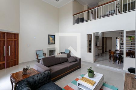 Sala de casa para alugar com 4 quartos, 350m² em Jardim Nathalie, Mogi das Cruzes