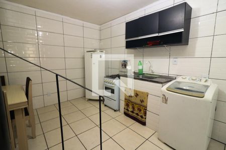 Sala/Cozinha de apartamento à venda com 1 quarto, 50m² em Teresópolis, Porto Alegre