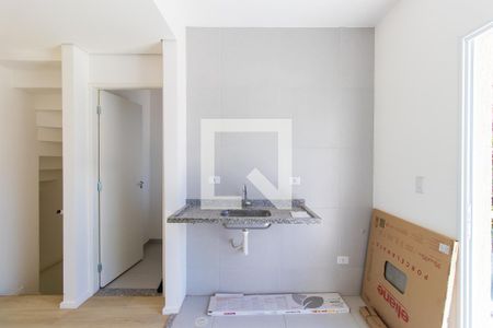 Casa de condomínio para alugar com 100m², 3 quartos e 2 vagas Casa de condomínio para alugar com 100m², 3 quartos e 2 vagasCozinha