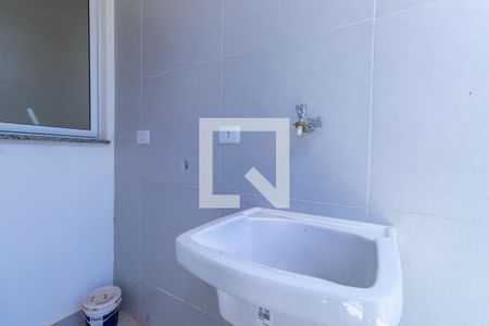 Casa de condomínio para alugar com 100m², 3 quartos e 2 vagas Casa de condomínio para alugar com 100m², 3 quartos e 2 vagasÁrea de Serviço