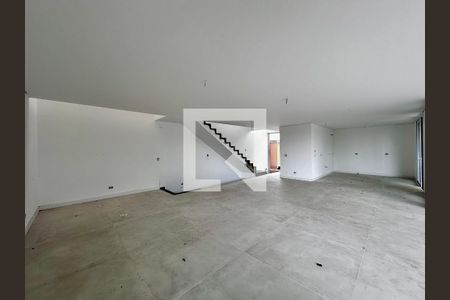 Sala de casa de condomínio à venda com 4 quartos, 531m² em Jardim Cordeiro, São Paulo