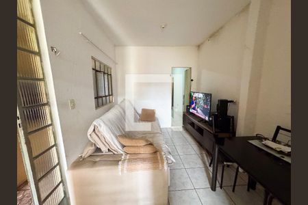 Sala de casa de condomínio para alugar com 3 quartos, 360m² em Novo Riacho, Contagem