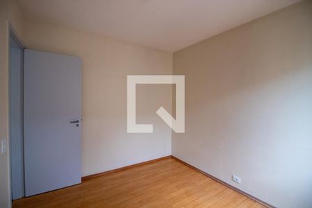 Quarto 2 de apartamento para alugar com 2 quartos, 58m² em Jardim Ester, São Paulo