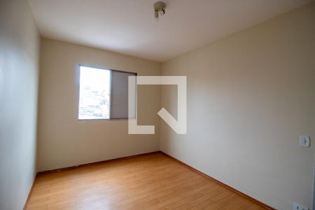 Quarto 1 de apartamento para alugar com 2 quartos, 58m² em Jardim Ester, São Paulo