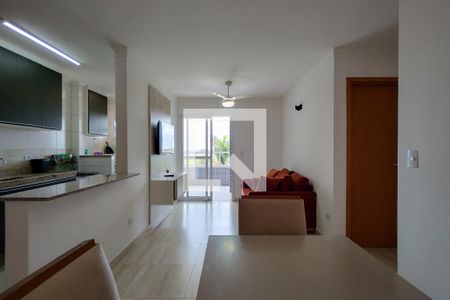 Sala de apartamento para alugar com 2 quartos, 90m² em Nova Mirim, Praia Grande