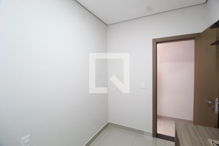 Quarto 1 de apartamento para alugar com 3 quartos, 72m² em Granada, Uberlândia