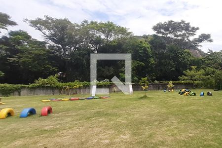 Apartamento à venda com 44m², 2 quartos e 1 vaga Apartamento à venda com 44m², 2 quartos e 1 vagaÁrea comum - Playground