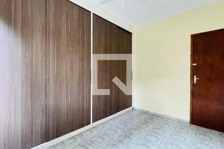 Quarto 1 de apartamento à venda com 2 quartos, 62m² em Jardim Cocaia, Guarulhos