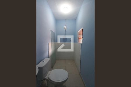 Casa para alugar com 40m², 1 quarto e 1 vaga Casa para alugar com 40m², 1 quarto e 1 vagaBanheiro