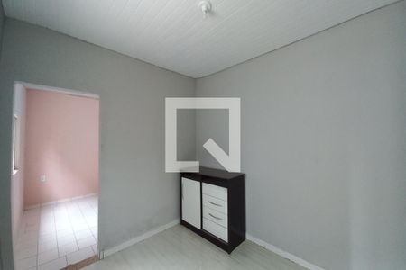 Casa para alugar com 40m², 1 quarto e 1 vaga Casa para alugar com 40m², 1 quarto e 1 vagaSala