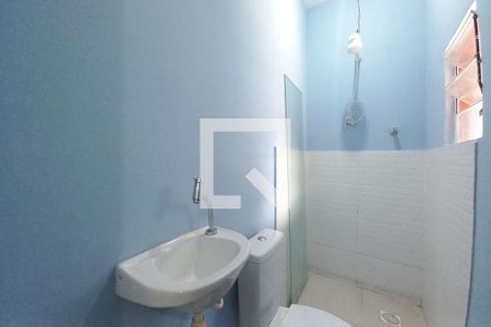 Casa para alugar com 40m², 1 quarto e 1 vaga Casa para alugar com 40m², 1 quarto e 1 vagaBanheiro
