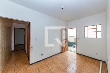 Sala de casa para alugar com 2 quartos, 60m² em Novo Glória, Belo Horizonte