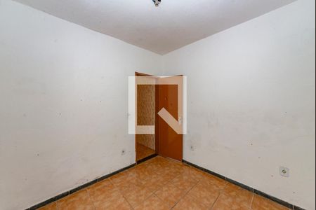 Quarto 1 de casa para alugar com 2 quartos, 60m² em Novo Glória, Belo Horizonte