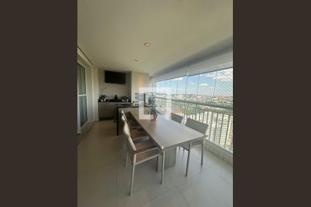Apartamento à venda com 136m², 3 quartos e 3 vagas Apartamento à venda com 136m², 3 quartos e 3 vagasVaranda