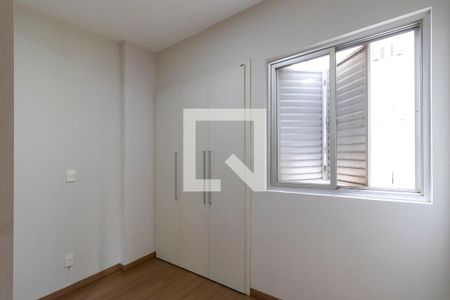 Quarto 2 de apartamento para alugar com 2 quartos, 65m² em Cambuí, Campinas