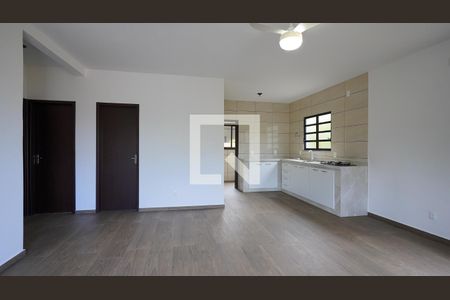 Sala de casa de condomínio para alugar com 3 quartos, 84m² em Morro das Pedras, Florianópolis