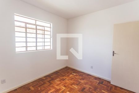 Quarto 1 de casa para alugar com 3 quartos, 200m² em Santa Ines, Belo Horizonte