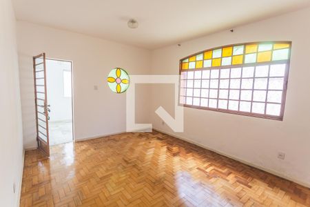 Sala 1 de casa para alugar com 3 quartos, 200m² em Santa Ines, Belo Horizonte