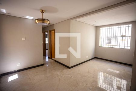 Sala de apartamento à venda com 3 quartos, 70m² em Monsenhor Messias, Belo Horizonte