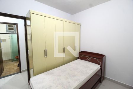 Quarto 1 de casa para alugar com 3 quartos, 170m² em Santa Mônica, Uberlândia