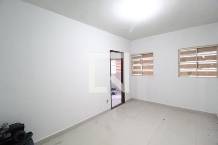 Sala de casa para alugar com 3 quartos, 170m² em Santa Mônica, Uberlândia