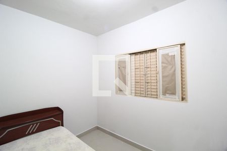 Quarto 1 de casa para alugar com 3 quartos, 170m² em Santa Mônica, Uberlândia