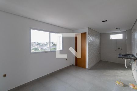 Sala/Cozinha/Área de Serviço  de apartamento para alugar com 2 quartos, 45m² em Vila Ré, São Paulo