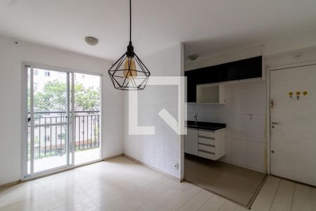 Sala de apartamento à venda com 3 quartos, 56m² em Jardim Cocaia, Guarulhos