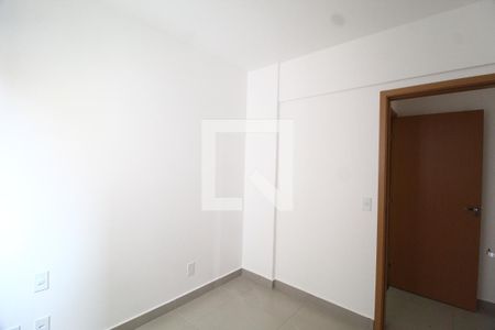 Quarto 1 de apartamento para alugar com 3 quartos, 80m² em Tubalina, Uberlândia