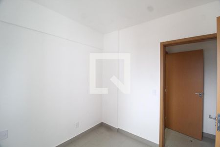 Quarto 1 de apartamento para alugar com 3 quartos, 80m² em Tubalina, Uberlândia