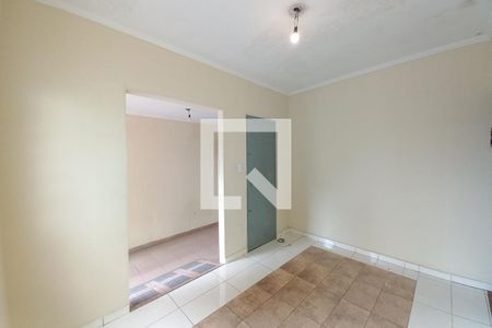 Sala de casa para alugar com 7 quartos, 130m² em Jardim Pauliceia, Campinas