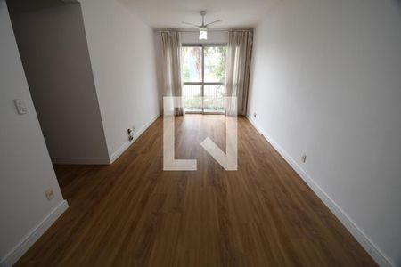 Sala de apartamento para alugar com 3 quartos, 100m² em Cambuí, Campinas