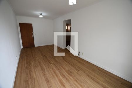 Sala de apartamento para alugar com 3 quartos, 100m² em Cambuí, Campinas