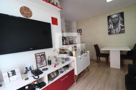 Sala de apartamento à venda com 2 quartos, 54m² em Utinga, Santo André