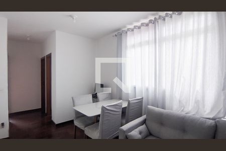 Sala de apartamento para alugar com 2 quartos, 70m² em Serra, Belo Horizonte