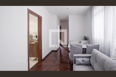 Sala de apartamento para alugar com 2 quartos, 70m² em Serra, Belo Horizonte