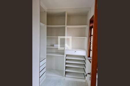 Closet da suíte de casa à venda com 3 quartos, 191m² em Boa Vista, Belo Horizonte