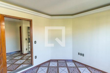 Sala de casa para alugar com 3 quartos, 260m² em Jardim Sulacap, Rio de Janeiro