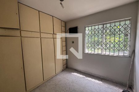 Quarto 1 de apartamento para alugar com 1 quarto, 35m² em Portuguesa, Rio de Janeiro