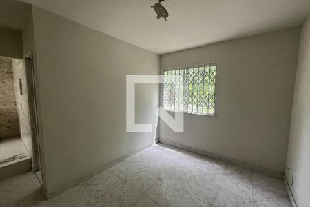 Sala de apartamento para alugar com 1 quarto, 35m² em Portuguesa, Rio de Janeiro